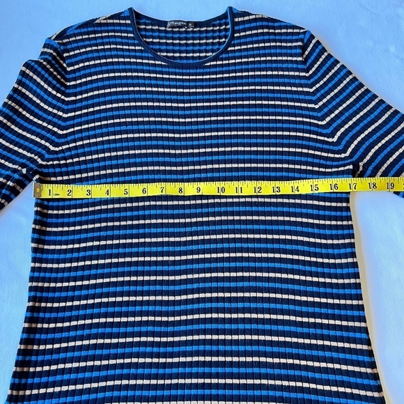 J. McLaughlin Annette crew neck long sleeve stretch knit sweater - Picture 6 of 11